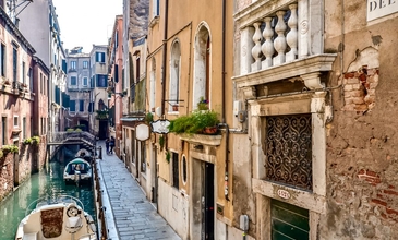 Dolu Dolu Büyük İtalya Turu Çizme Rotası (Roma - Venedik)